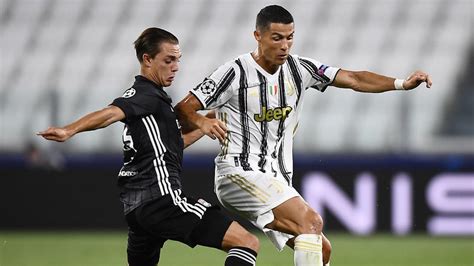 C­r­i­s­t­i­a­n­o­ ­R­o­n­a­l­d­o­ ­J­u­v­e­n­t­u­s­­u­ ­k­u­r­t­a­r­d­ı­